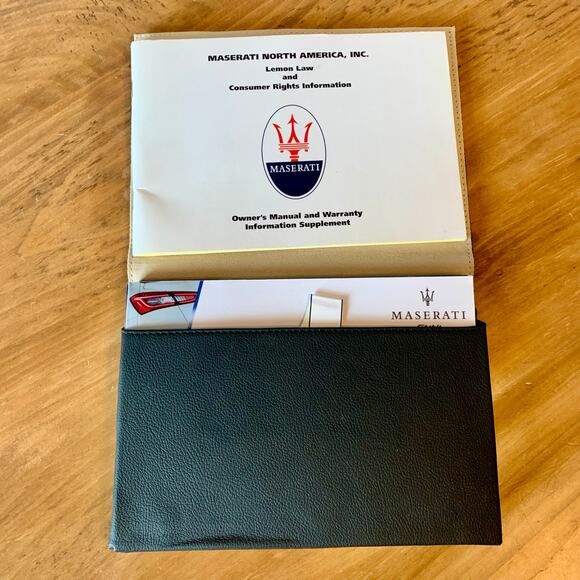 Maserati Ghibli 2016 Owner's Manual Factory Glovebox Book Leather Case DVD OEM - Picture 4 of 11